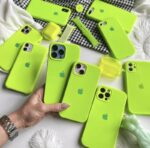 Official Apple Silicone Case - Неоново Зелен