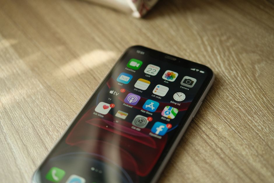 Оригиналният Apple silicone калъф: какво наистина получаваш