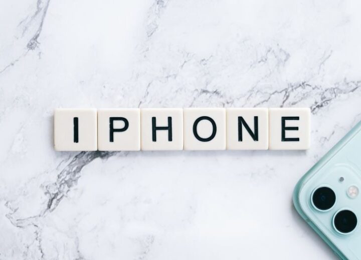 Персонализиран калъф за iPhone: какво крие изборът по поръчка