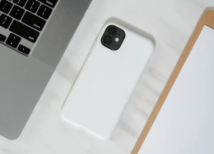 Трите теста, които силиконовият калъф за iPhone не минава евтино