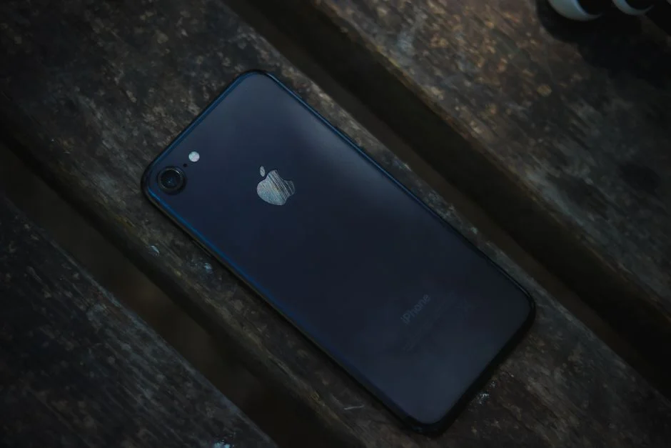 Халката на калъфа за iPhone: хват, който държи, или само аксесоар