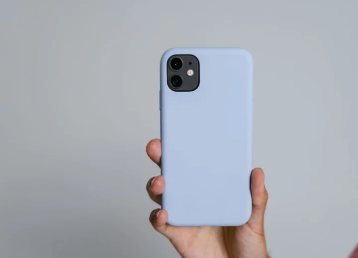 Оригиналният Apple Silicone калъф за iPhone – честен тест и съвети за избор