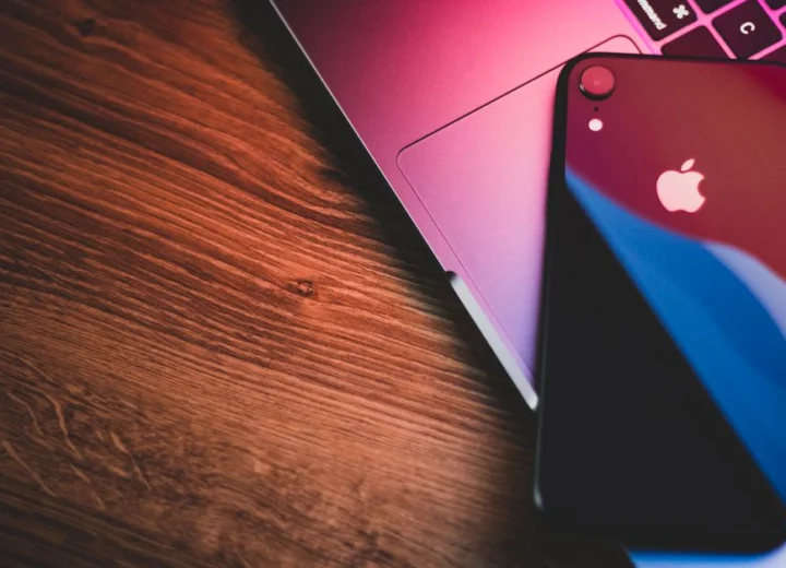 Калъф който не пожълтява iphone